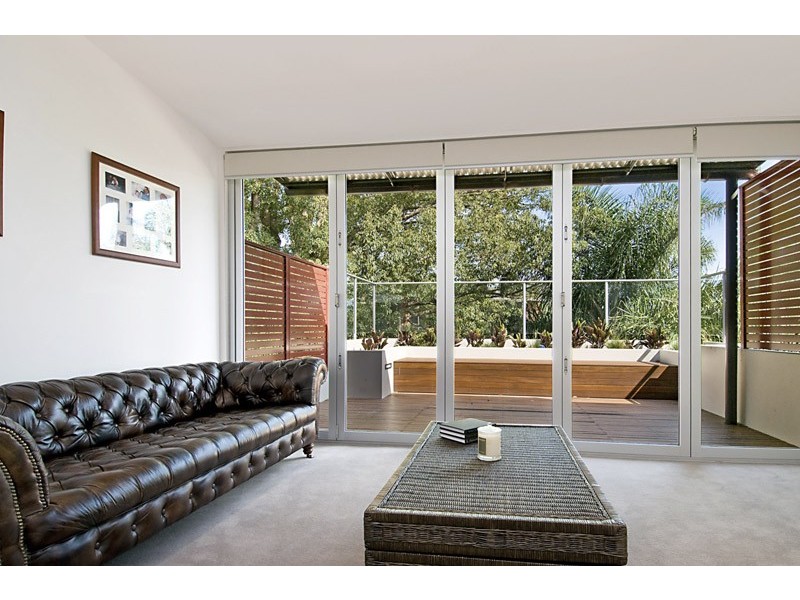 20/43 Masons Parade, Gosford NSW 2250