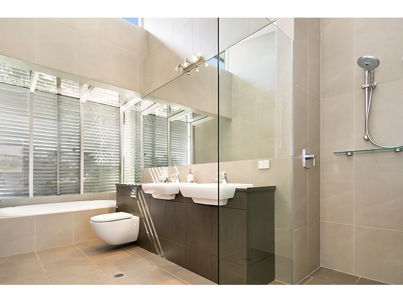 20/43 Masons Parade, Gosford NSW 2250