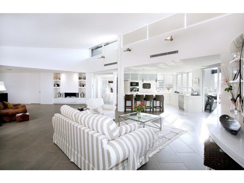 20/43 Masons Parade, Gosford NSW 2250