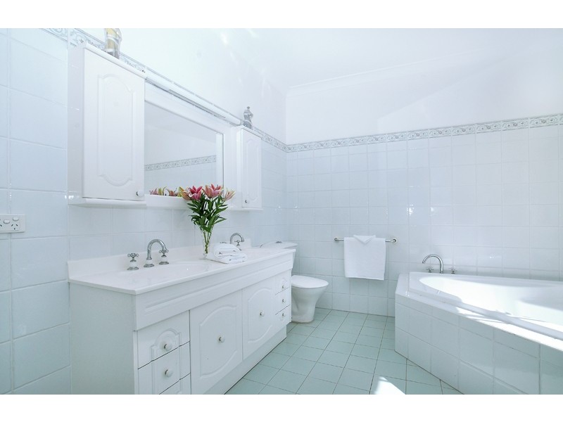 16 Cottee Crescent, Terrigal NSW 2260