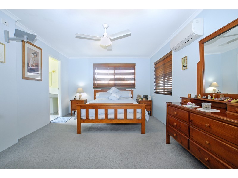 6 Warrina Street, Wamberal NSW 2260