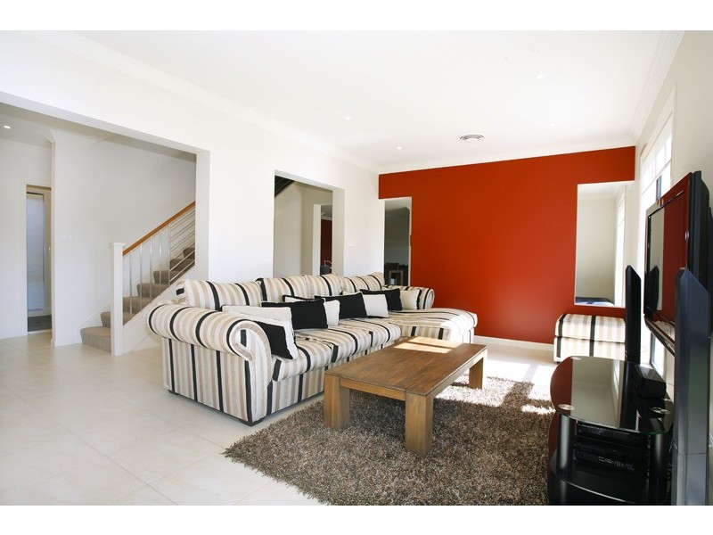 18 Kooindah Boulevard, Wyong NSW 2259