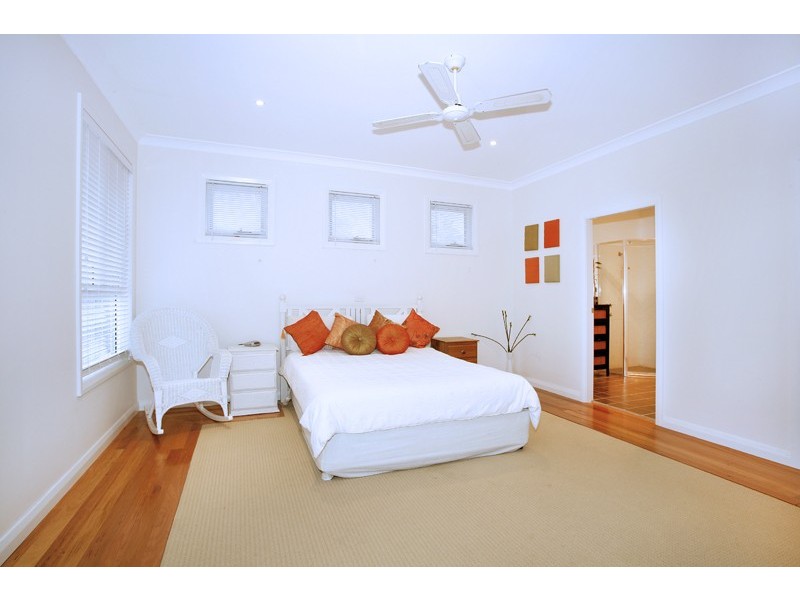 7 Joan Street, Forresters Beach NSW 2260