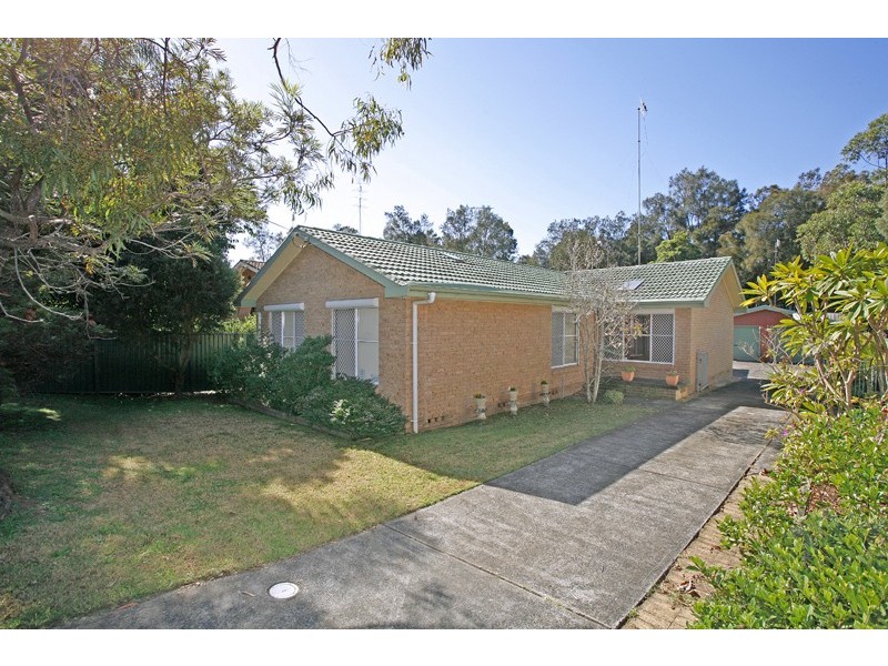 211 Lakedge Ave, Berkeley Vale NSW 2261