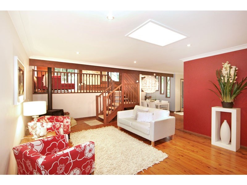 16 Shakespeare Ave, Bateau Bay NSW 2261