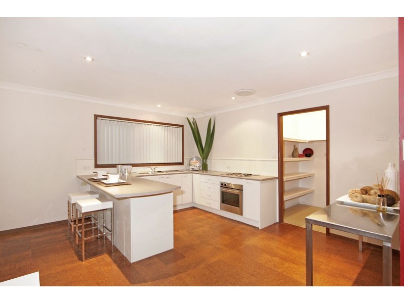 16 Shakespeare Ave, Bateau Bay NSW 2261