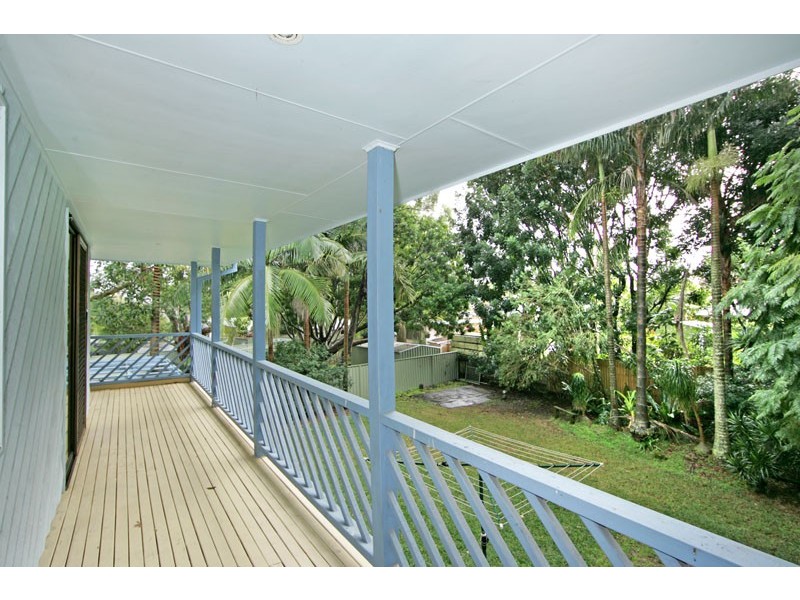 16 Shakespeare Ave, Bateau Bay NSW 2261