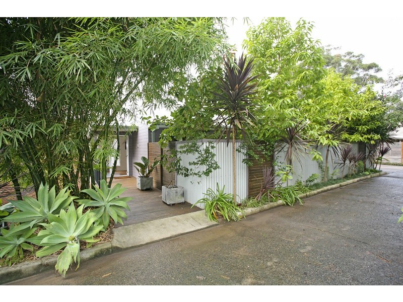 32 Harcourt Place, North Avoca NSW 2260