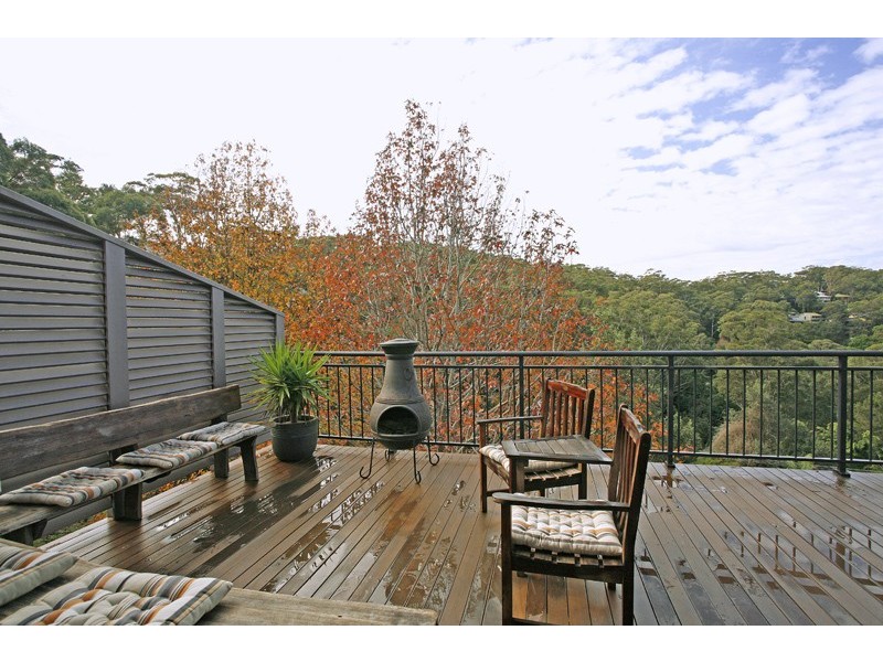 32 Harcourt Place, North Avoca NSW 2260