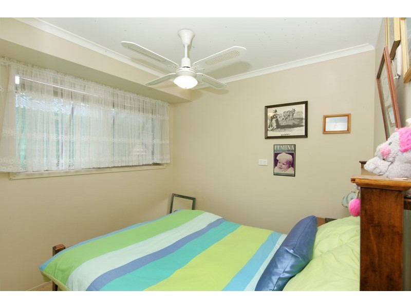 13 Peta Close, Bateau Bay NSW 2261