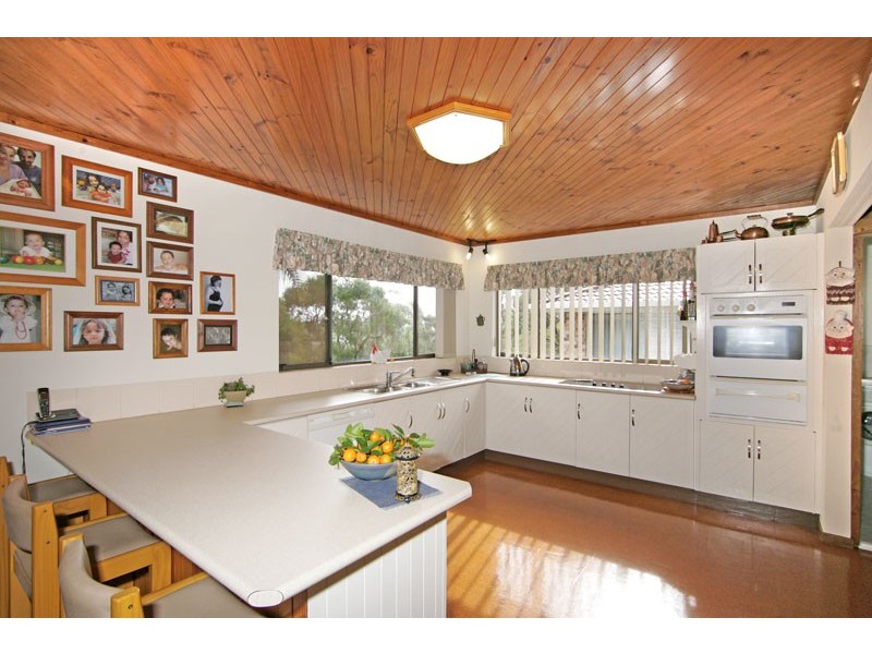 21 Masefield Ave, Bateau Bay NSW 2261