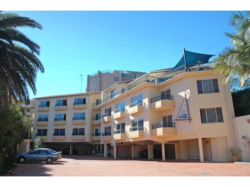 18/6 Maroomba Road, Terrigal NSW 2260