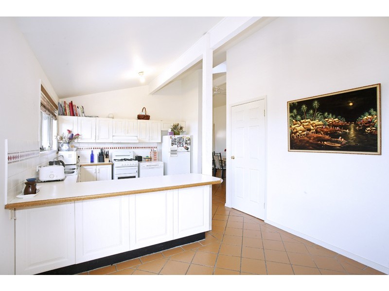 19 Raymond Tce, Terrigal NSW 2260