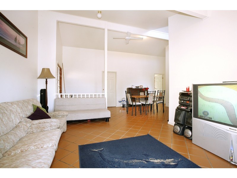 19 Raymond Tce, Terrigal NSW 2260