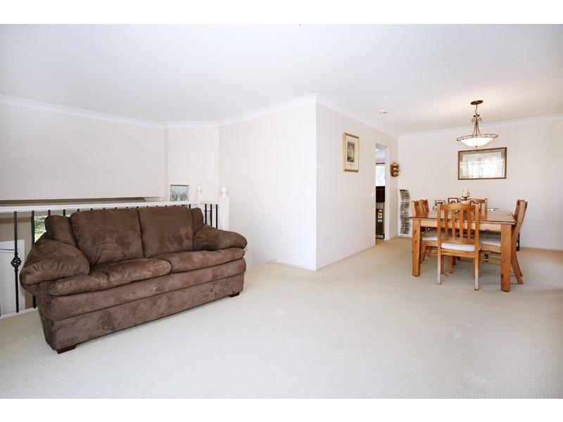 16 Lachlan Place, Berkeley Vale NSW 2261