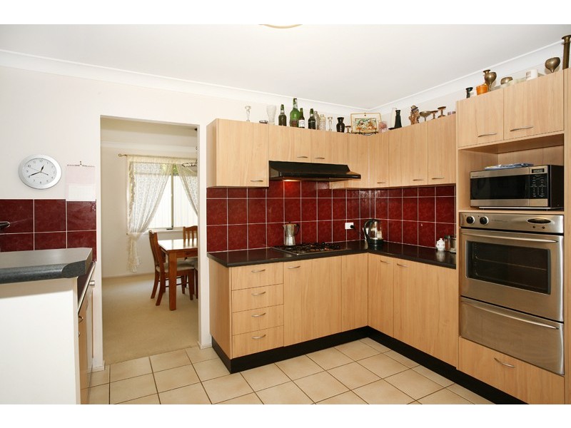 16 Lachlan Place, Berkeley Vale NSW 2261