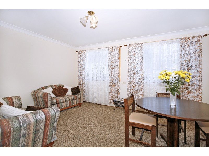 34 Buckingham Road, Berkeley Vale NSW 2261