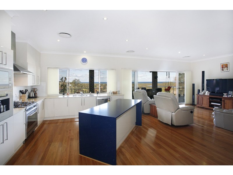 34 Reads Rd, Wamberal NSW 2260