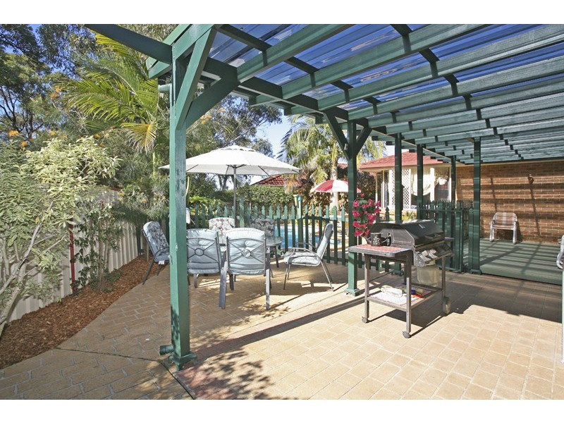 25 Macintyre St, Bateau Bay NSW 2261