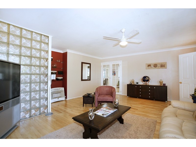 35 Lake Shore Drive, North Avoca NSW 2260