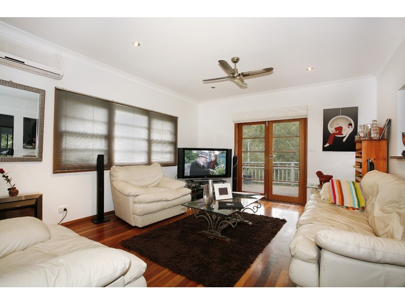 124 Oak Road, Matcham NSW 2250