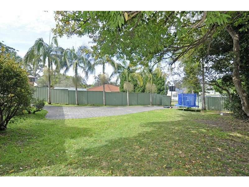 18 Arnold Crescent, Terrigal NSW 2260