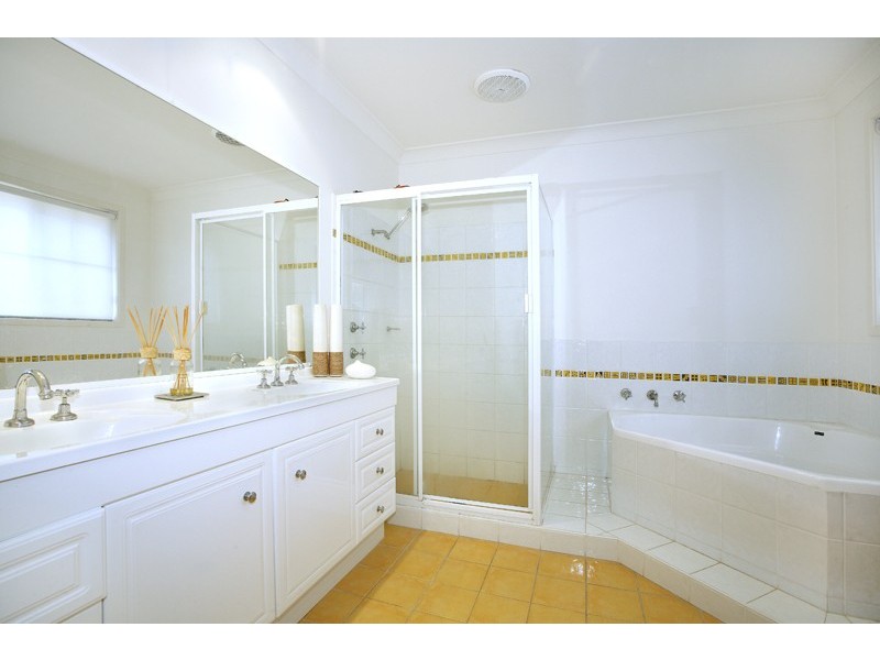 65 Old Gosford Rd, Wamberal NSW 2260