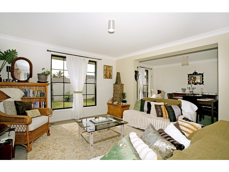 56 Sir Joseph Banks Drive, Bateau Bay NSW 2261