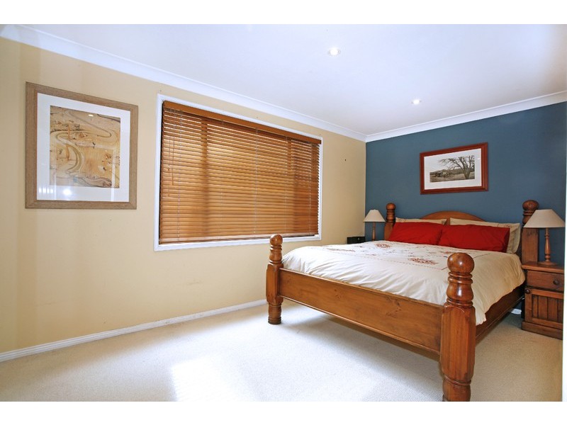 11 Palm Springs Avenue, Glenning Valley NSW 2261