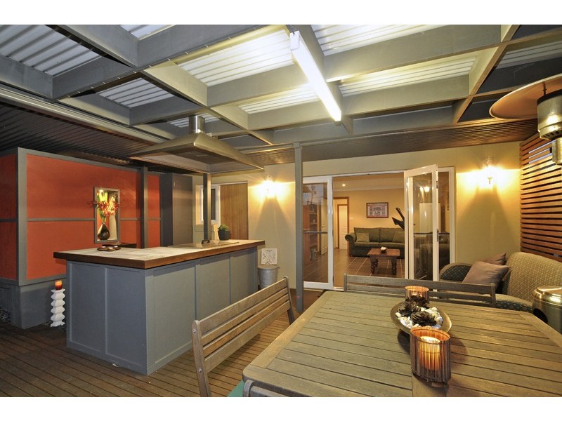 2 Digby Road, Springfield NSW 2250