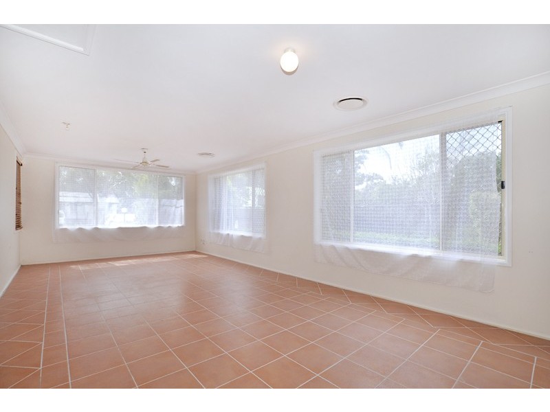 14 Blenheim Avenue, Berkeley Vale NSW 2261