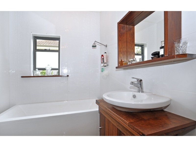 81 Memorial Drive, Ettalong Beach NSW 2257