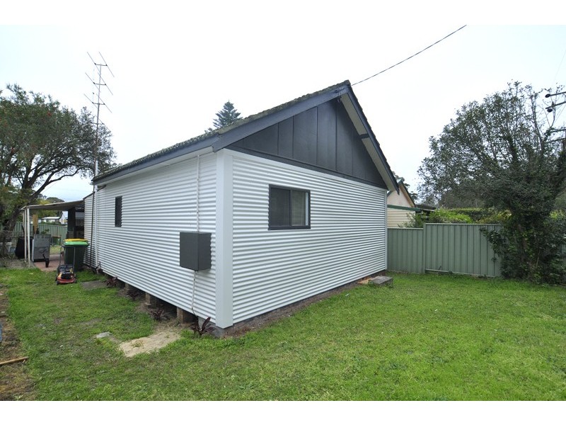 81 Memorial Drive, Ettalong Beach NSW 2257