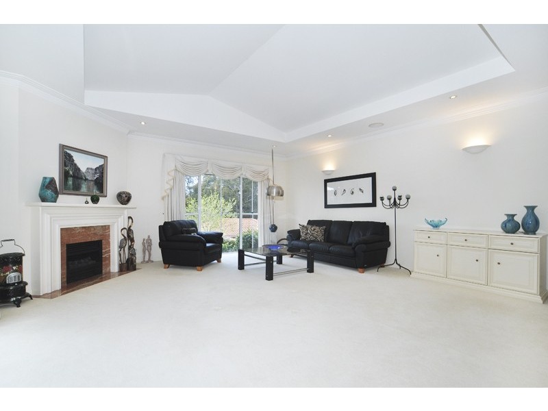 8 Windemere Dr, Terrigal NSW 2260