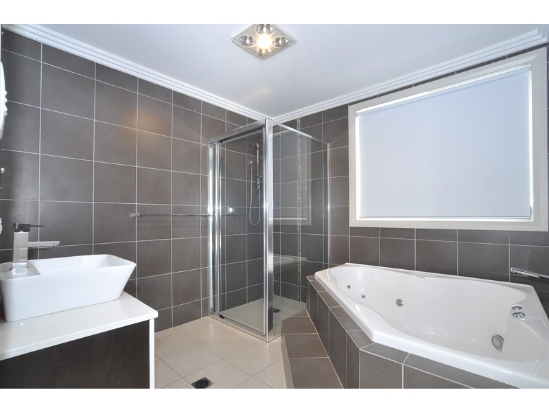 56 Rickard Street, Bateau Bay NSW 2261