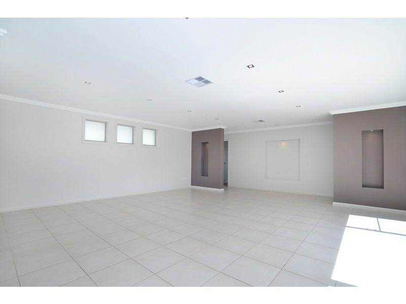 56 Rickard Street, Bateau Bay NSW 2261