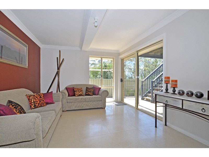 16 Stephenson Road, Bateau Bay NSW 2261