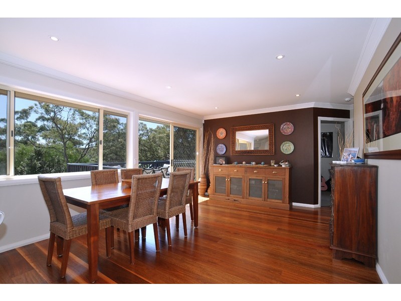 16 Stephenson Road, Bateau Bay NSW 2261