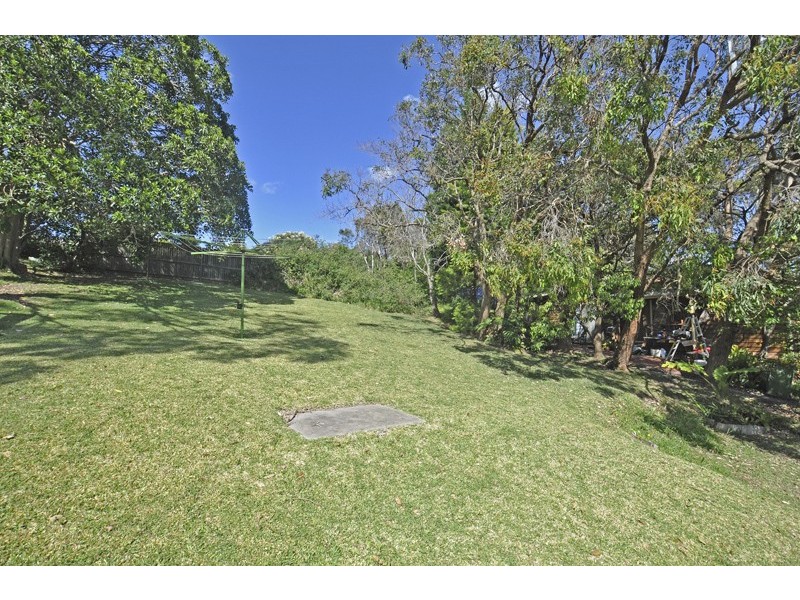 7 Lowana Road, Forresters Beach NSW 2260