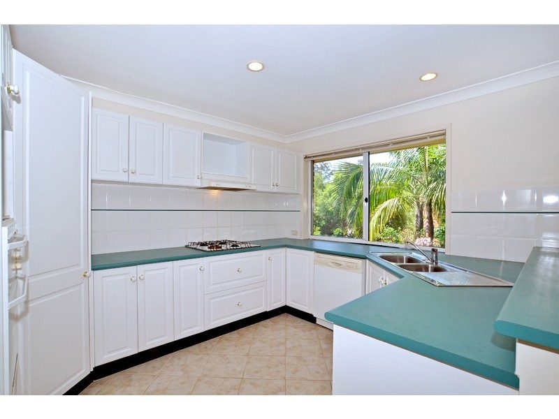 6 Honeysuckle Close, Glenning Valley NSW 2261
