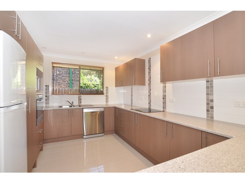 40 Margherita Avenue, Bateau Bay NSW 2261