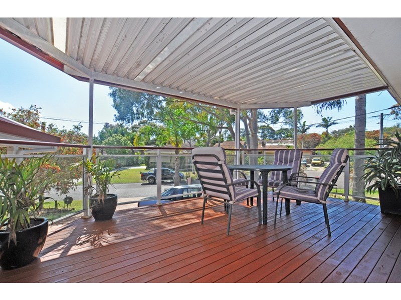 9 Banks, Bateau Bay NSW 2261