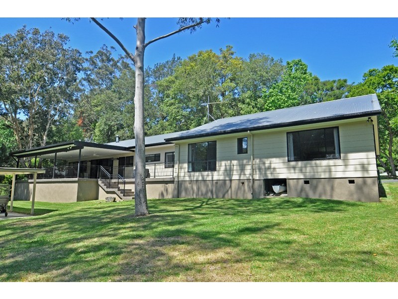 225 Oak Road, Matcham NSW 2250