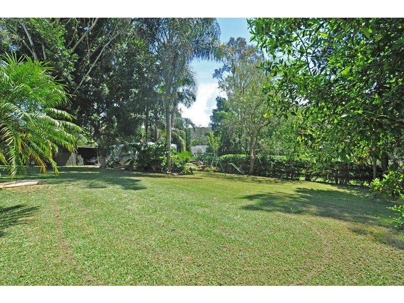 225 Oak Road, Matcham NSW 2250