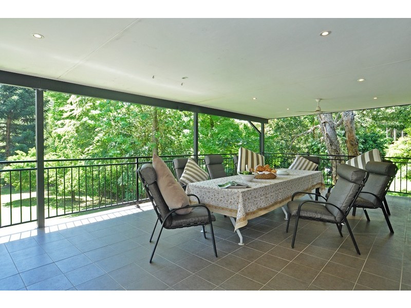 225 Oak Road, Matcham NSW 2250