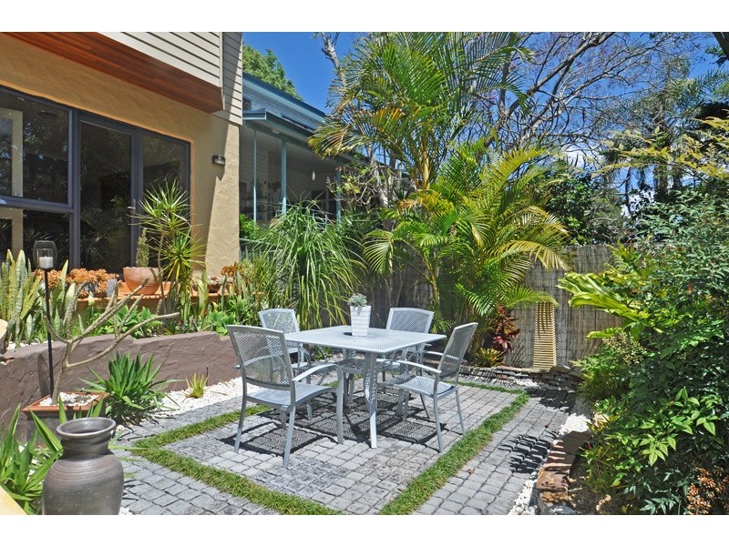 12 Hilltop Road, Wamberal NSW 2260