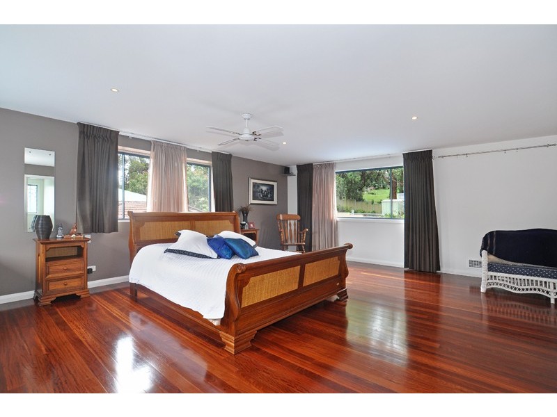 12 Hilltop Road, Wamberal NSW 2260