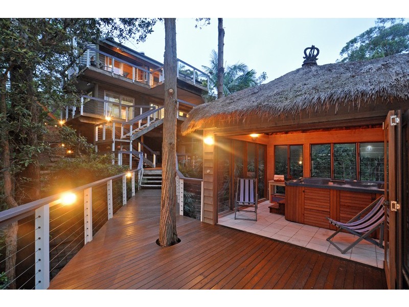 31 Surf Rider Avenue, North Avoca NSW 2260