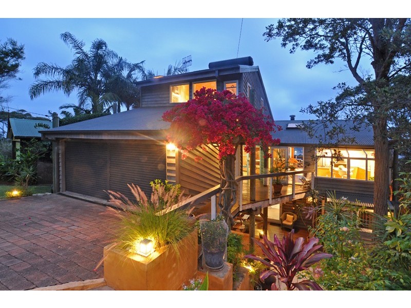 31 Surf Rider Avenue, North Avoca NSW 2260