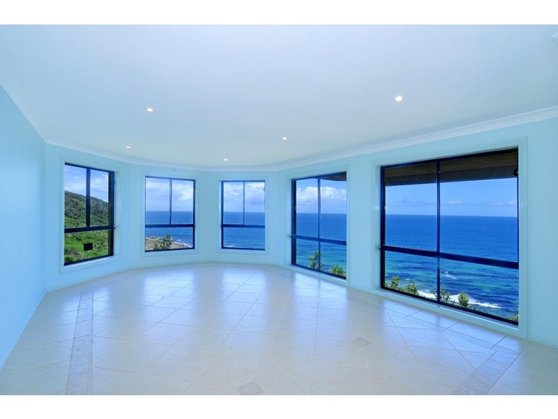 31 North Scenic Drive, Forresters Beach NSW 2260